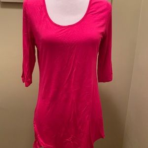 Beautiful tulip hem tunic!